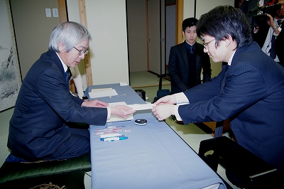 34期棋聖戦第3局山下棋聖が封じる