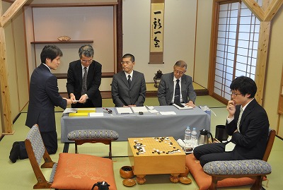 名人戦第1局1日目