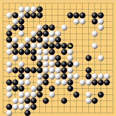【ネット囲碁グランドチャンピオン戦終局図　黒：潘善琪七段　白：加畑陽一アマ　 黒中押し勝ち】