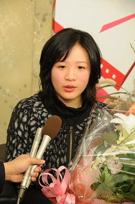 謝女流棋聖誕生