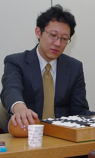 通算500勝を達成した河野臨九段