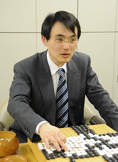 坂井　秀至七段