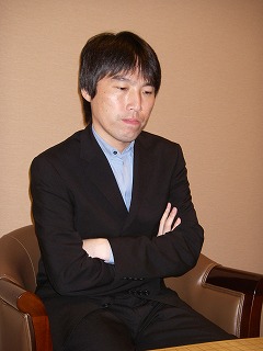 山田規三生九段